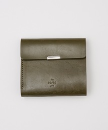 ③欲張りな2WAYが叶うウォレットバッグ。 2020年理想の財布診断Vogue Japan