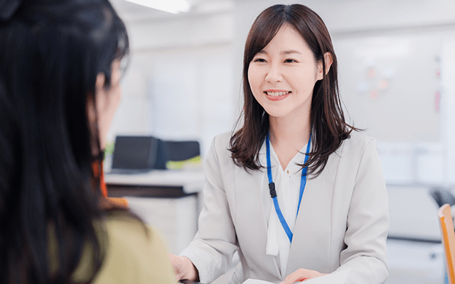 就活で必須の面接マナーまとめ言葉遣い・身だしなみ・持ち物も解説 - 就活お役立ち情報 - 名大社新卒ナビ