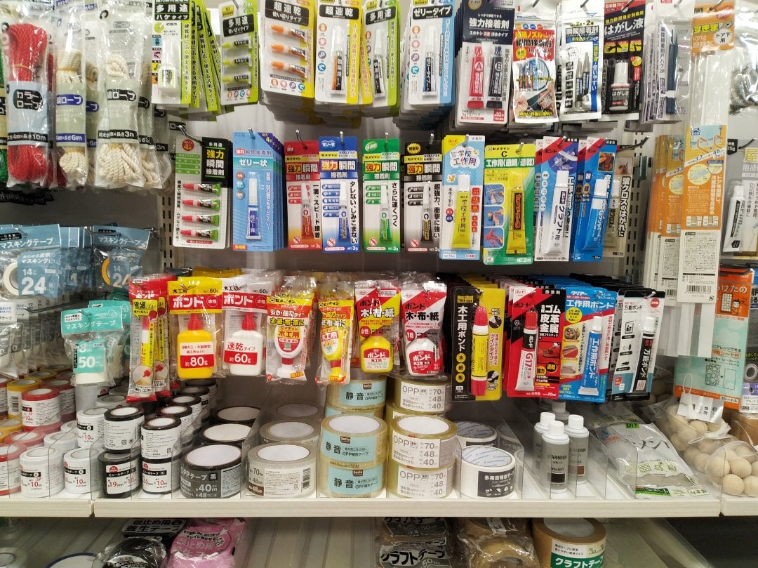 レビュー 100均 セリア 速乾 セメダイン 木工用 セメダインというだけで何かわかるってすごいですよね。木工用速乾接着剤ですZERO-NETAⅡ