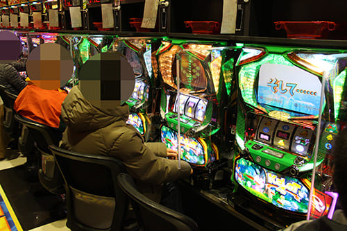 8月31日 マルハン千葉ニュータウン店 初いそまる実践来店！20スロ全200台の平均差枚数+600枚！からくりサーカスを筆頭にAT ART機が活躍し、終日大盛況に！スロパチステーション パチンコ・パチスロホールサイト