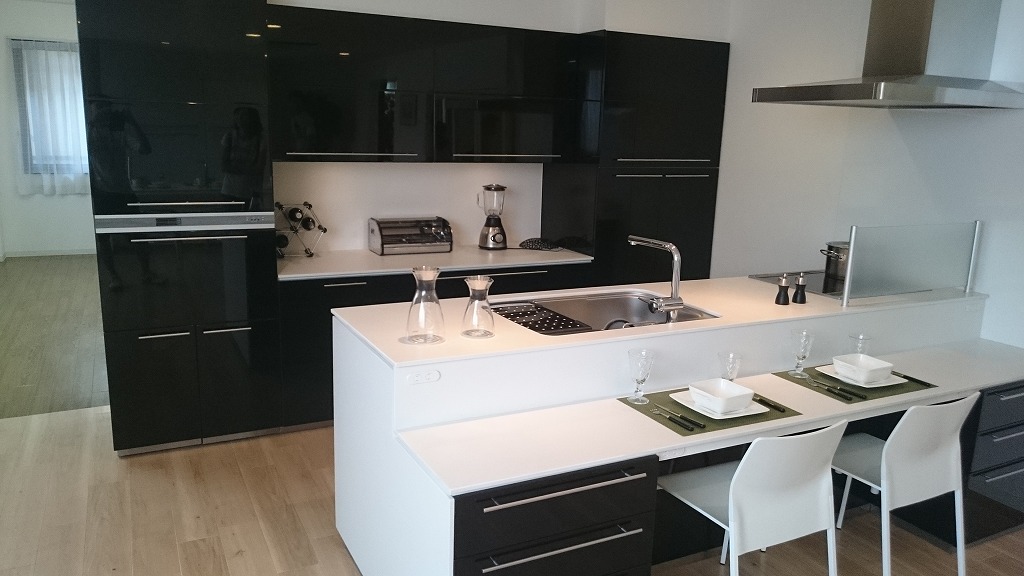 営業さんにも、天井高オプションを付ける人はほとんど見たことがないと伺いました。打ち合わせに行っていた展示場や入居宅訪問で伺ったおうちも天井高は標準だったので、天井高2600の実物は見ることができないままでの検討でした🤔今回は諦めた理由を並べましたが、予算