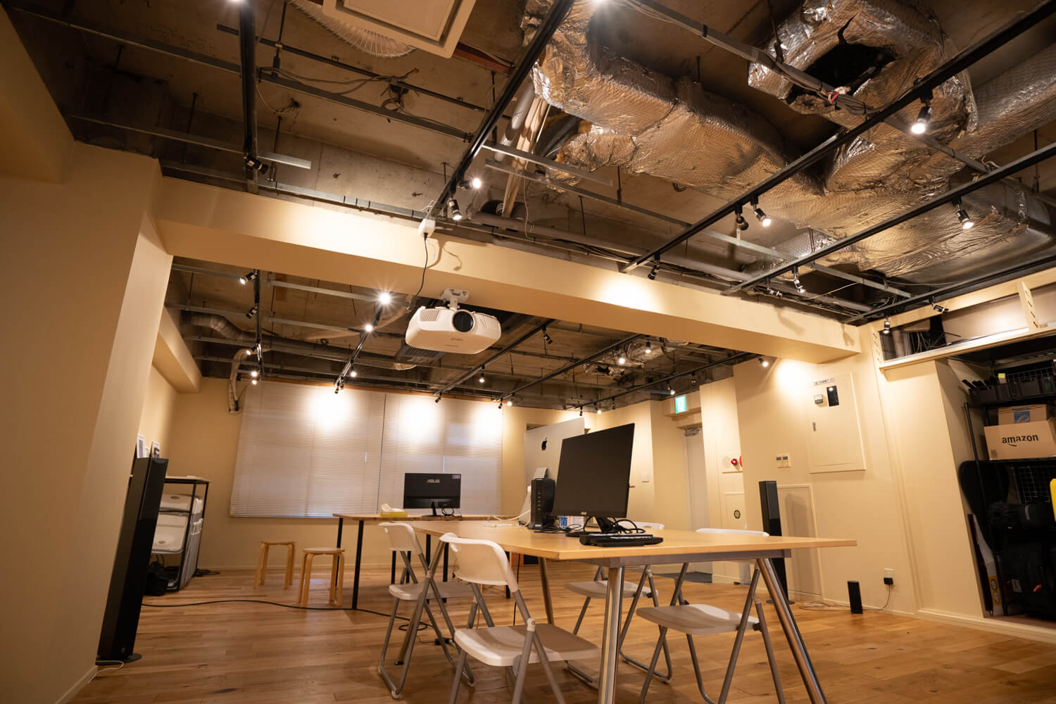 リノベーション事例：「港」のように人が行き来するオフィスデザインリフォーム・リノベーションのCuestudio