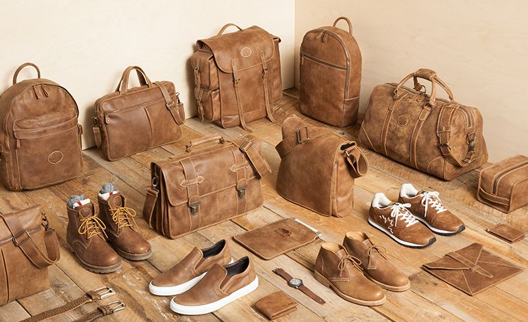 32 件の「展示の仕方」のアイデアを今すぐ保存インテリア 収納、クラフトフェアのディスプレイ、アクセサリー ディスプレイ など