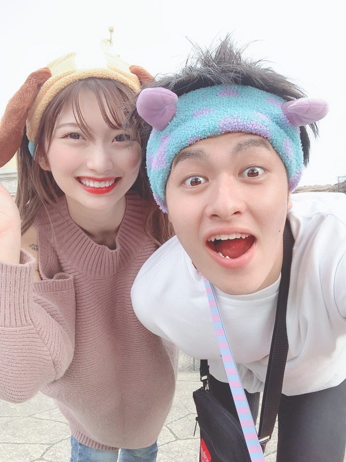 華金カップル・りこ “推し”の夫が帰国に大喜びで発狂！3週間の遠距離生活を終え抱き合う姿に「愛が溢れまくってる！！」めざましmedia“好き”でつながる