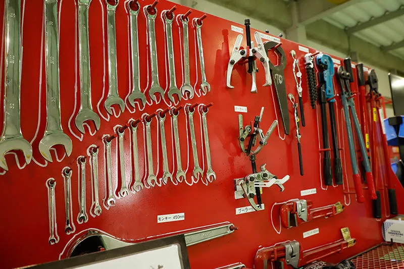 壁掛け収納で道具を整理する方法！効率的なDIY作業部屋