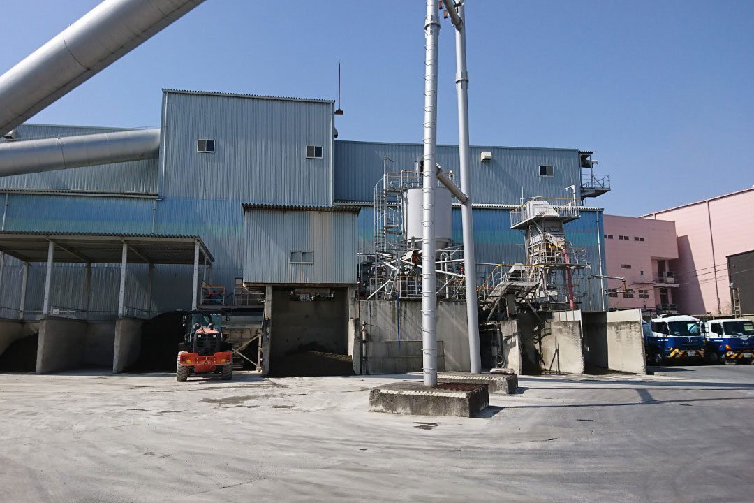 工場での“粉塵”問題、その解決策はこれだ！ – フロアエージェント