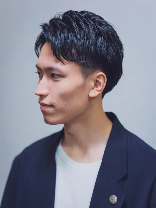 シンプルでカッコいい！パーマ無しで作るトレンドメンズ髪型ブログメンズヘア・髪型ランキングのMENS HAIRSTYLE