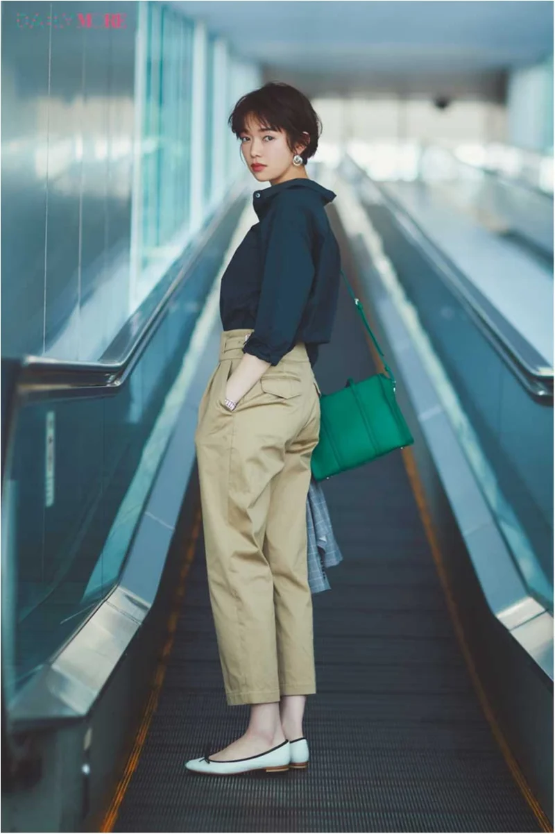 ネイビーシャツを着る際のポイントと参考にしたいメンズコーデ、おすすめのアイテムを紹介！メンズファッションメディア OTOKOMAE男前研究所