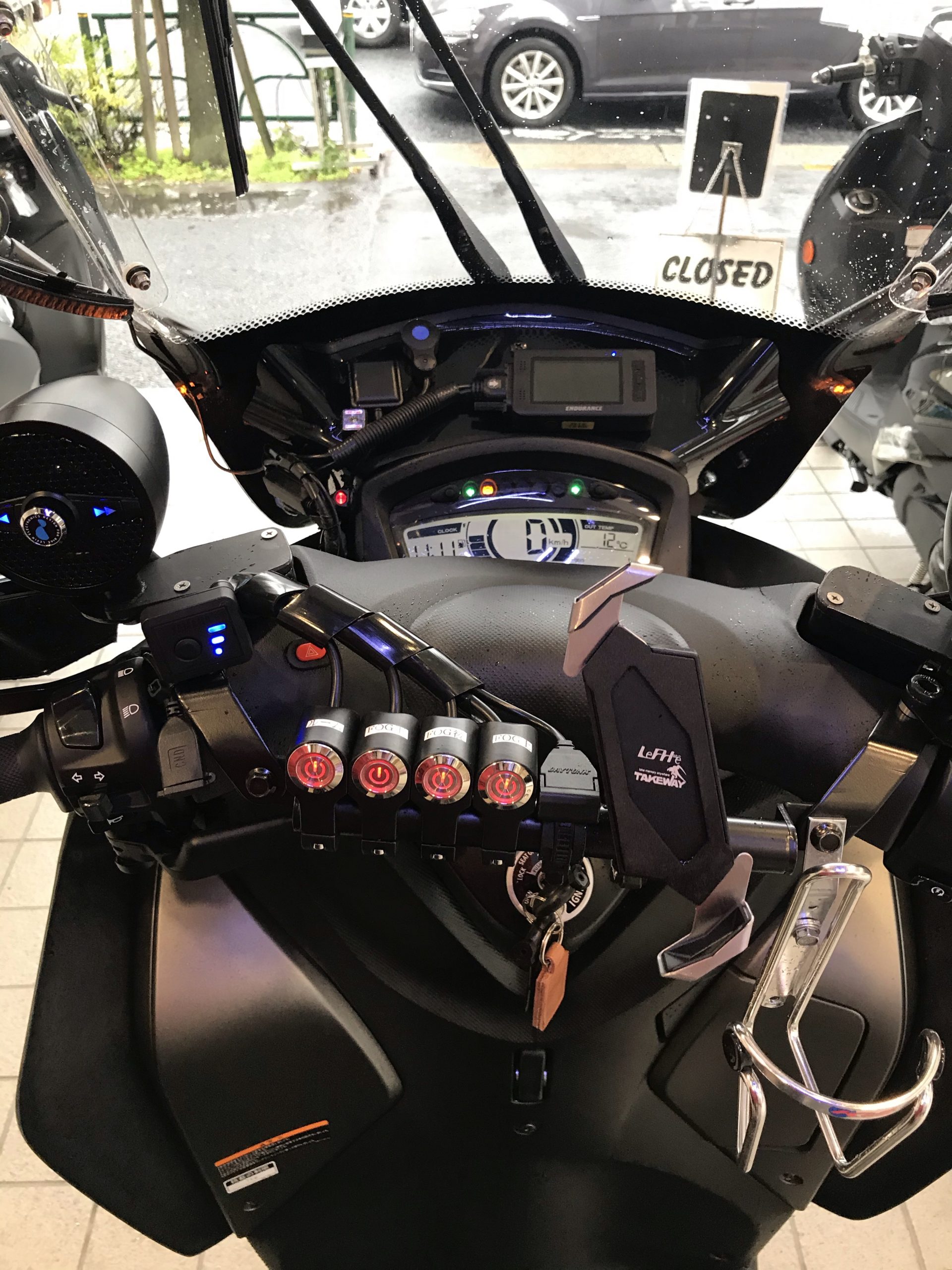 トリシティ本舗トリシティ125 カスタムパーツ専門店