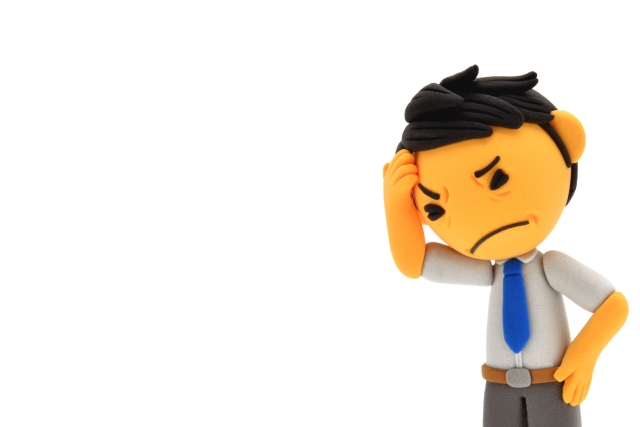 笑顔の顔文字文字セット、怒りと激怒のかわいい黄色い顔の表情。図Premiumベクトル素材