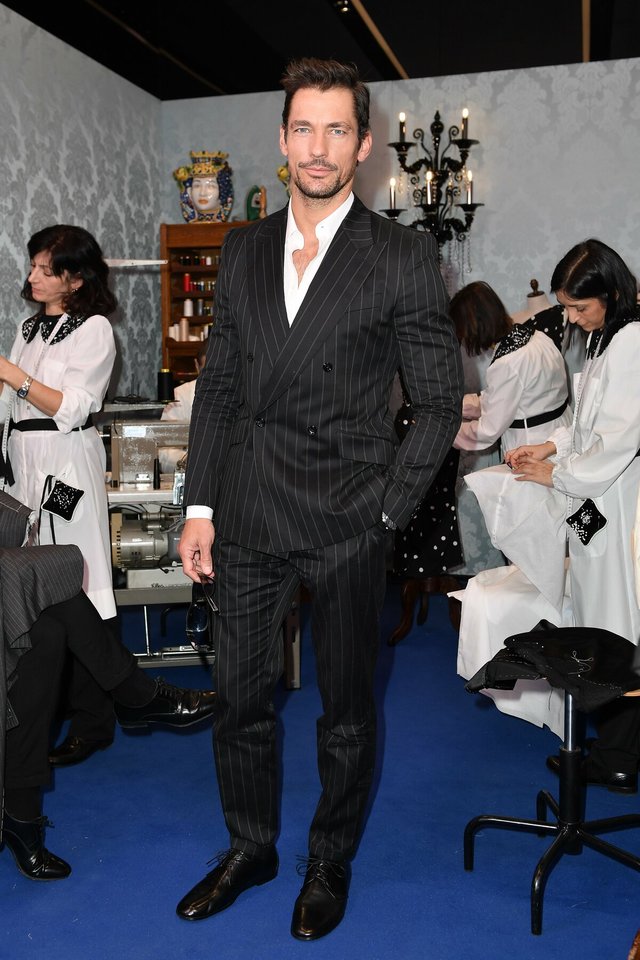 ダブルスーツが似合う人の特徴は？おしゃれに着こなしたいならオーダースーツがおすすめAOYAMA Journal