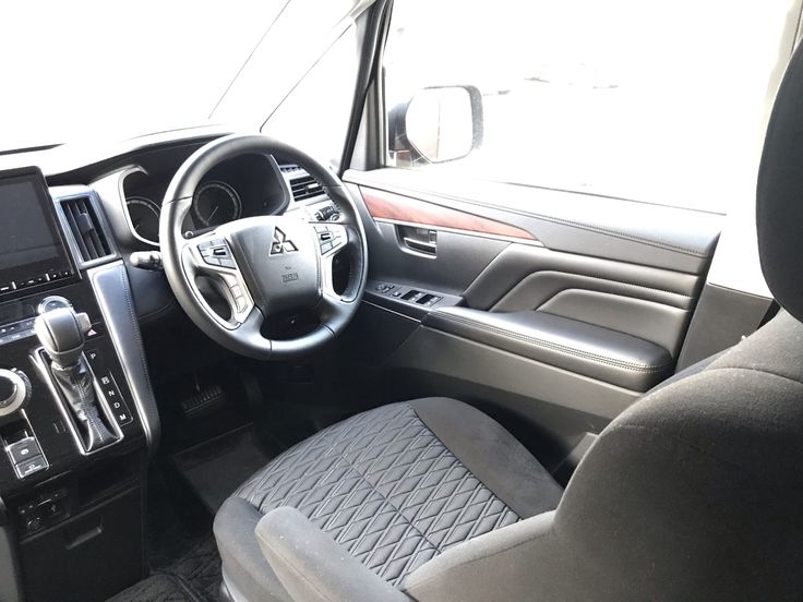 おしゃれなデリカd5の内装はアウトドアにも最適な装備が充実!