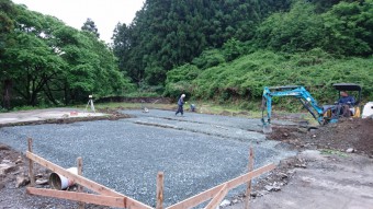 地中梁の基礎工事 捨てコンクリートまで ！水抜きや不陸調整をしっかり行う 門真市株式会社 阿川建設