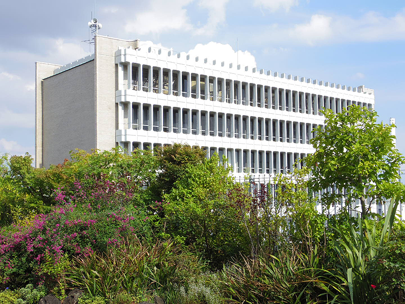 建築巡り 週末どこ行く？ エディターが本気で案内する、代官山・中目黒の名建築ELLE DECORエル・デコ