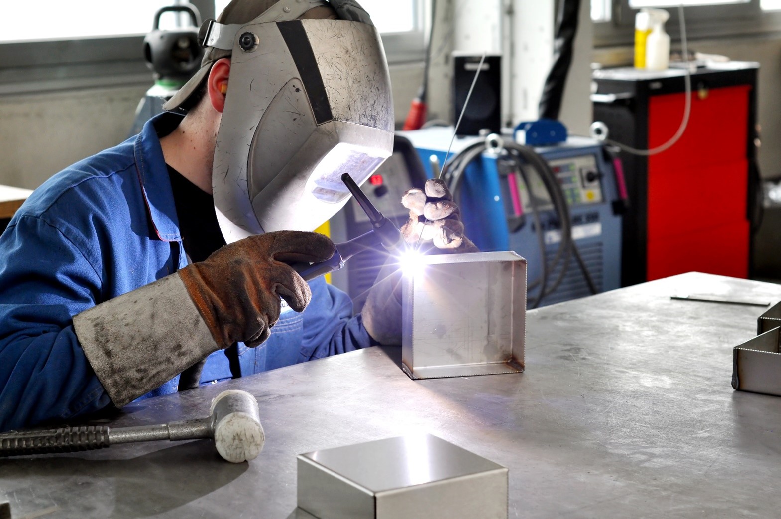 TIG溶接・アーク溶接名古屋市の配管工事なら株式会社MONDIA