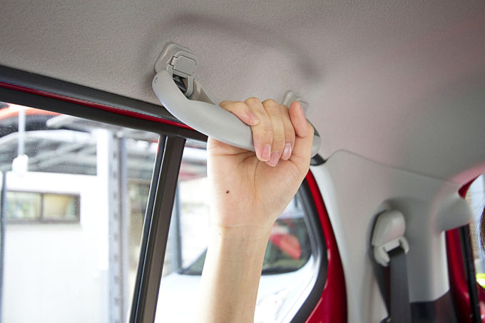 車の部位 パーツ 名称一覧！外装・内装を図解で分かりやすく解説 - クルマのわからないことぜんぶ車初心者のための基礎知識norico ノリコ