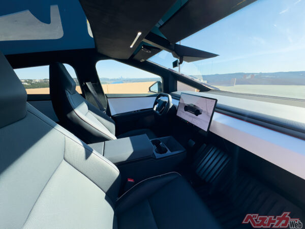 テスラ「サイバートラック」納車開始 ブランド初の電動ピックアップ動画あり中古車なら グーネット