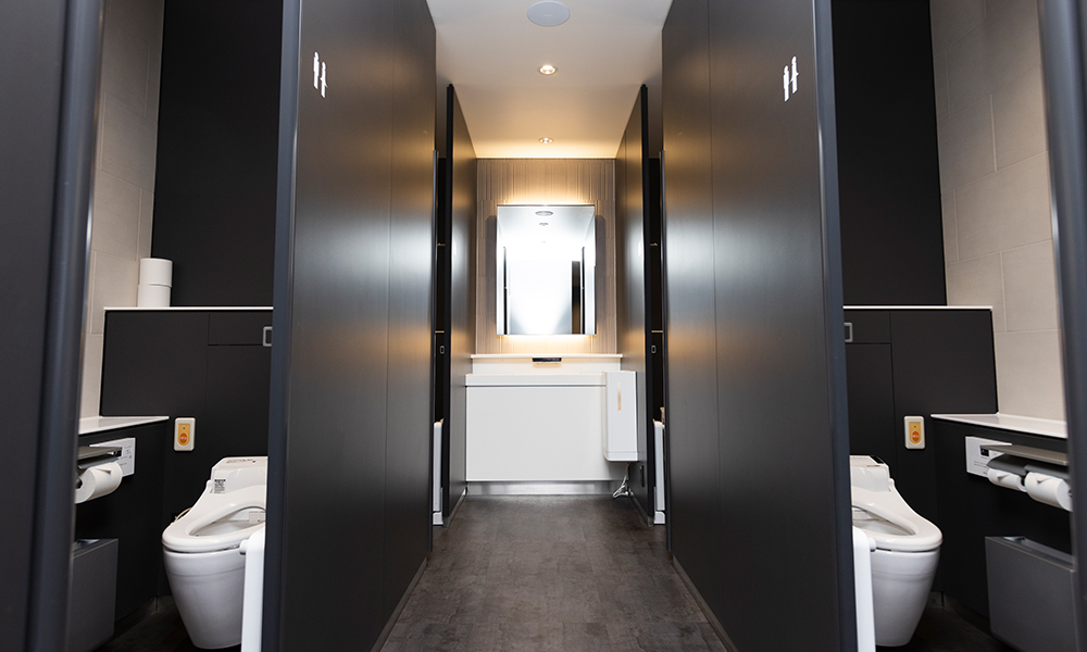 男女共用お手洗 Allgender toilet について