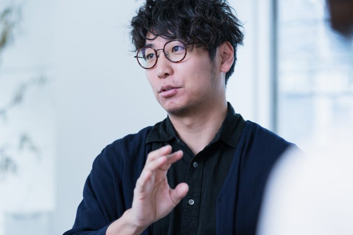 求人サイト「日本仕事百貨」のナカムラケンタさんに聞く、生きるように働くことAXIS Webデザインの視点で、人間の可能性や創造性を伝えるメディア