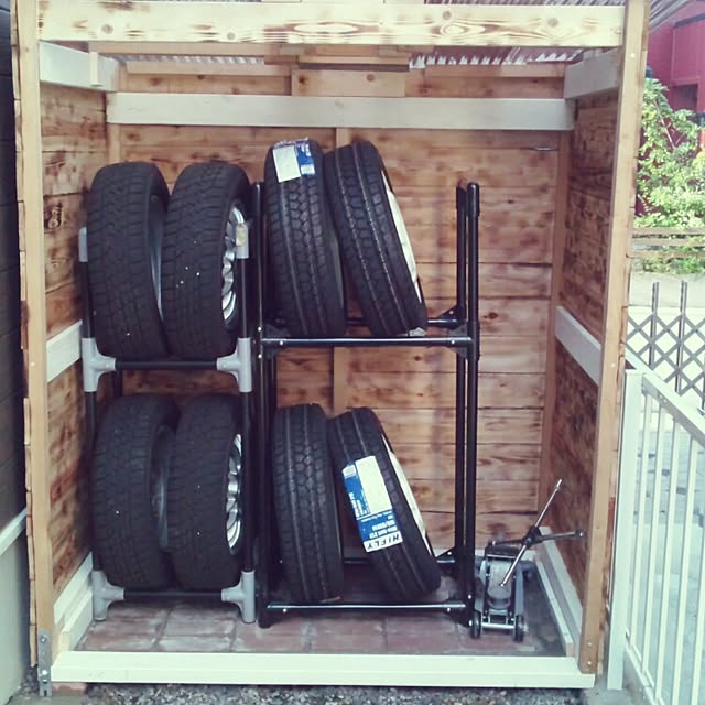 単管パイプでタイヤラック作りリサイクルショップやまや