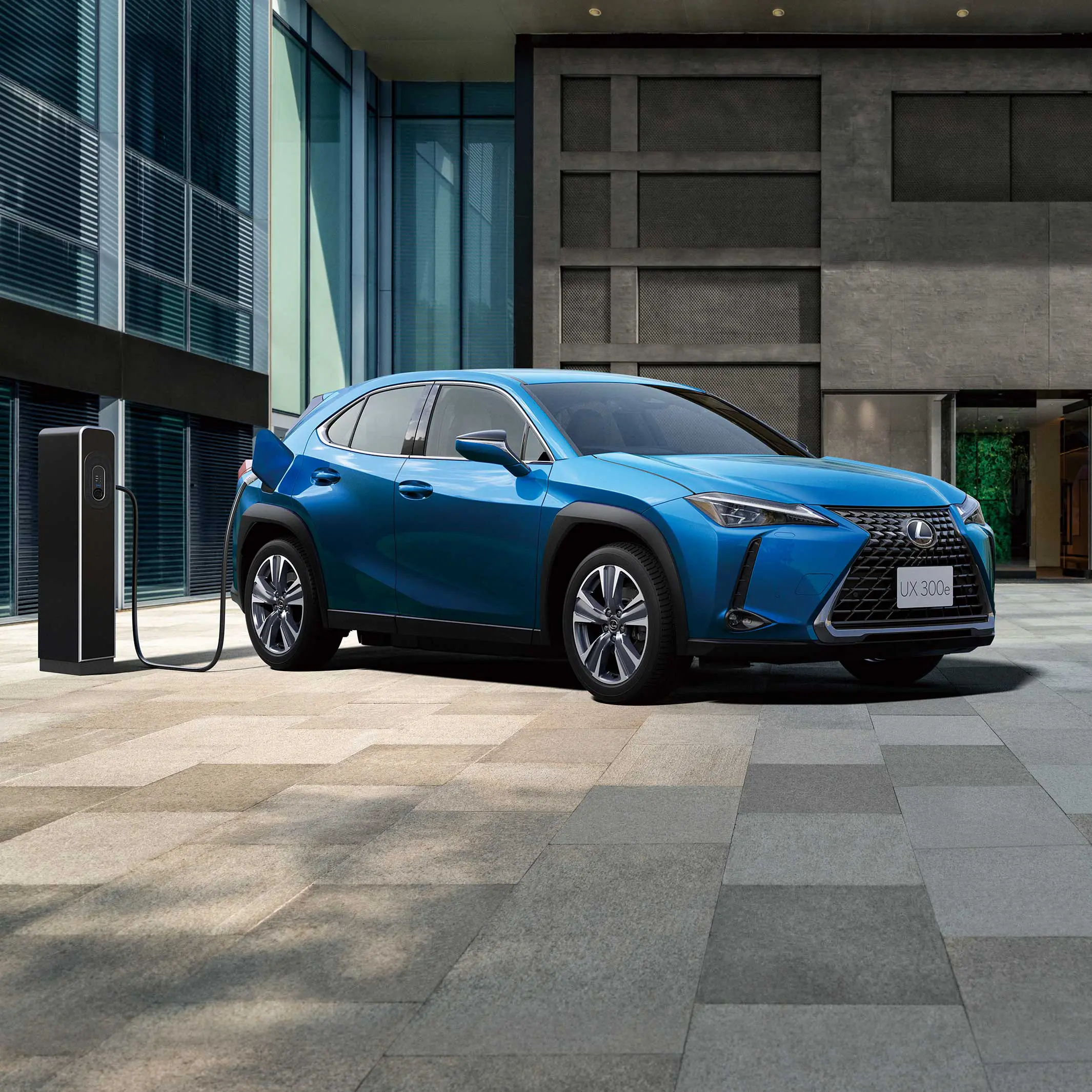 レクサスが『モルフォ蝶の羽のような仕組みの青色』の特別仕様車を発売「擦ったりしたら ？」 - Togetterトゥギャッター