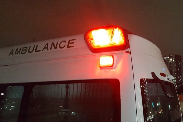 朝の通勤時間に左側車線がガラガラ うっかり走ると違反かも!?「バス専用レーン」と「バス優先レーン」の違いと注意点を説明しますAUTO MESSEWEB オートメッセウェブ〜クルマを文化する