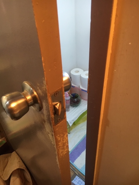 ドアノブの交換方法ドアノブの種類から自分で室内のドアノブを交換する方法を解説