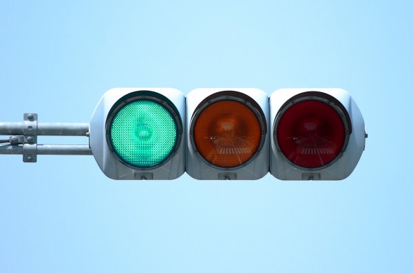 最新の信号機の動向