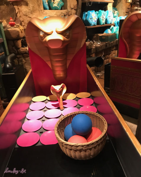 アブーズ・バザールの営業時間に注意です！私もディズニーが好き❣️