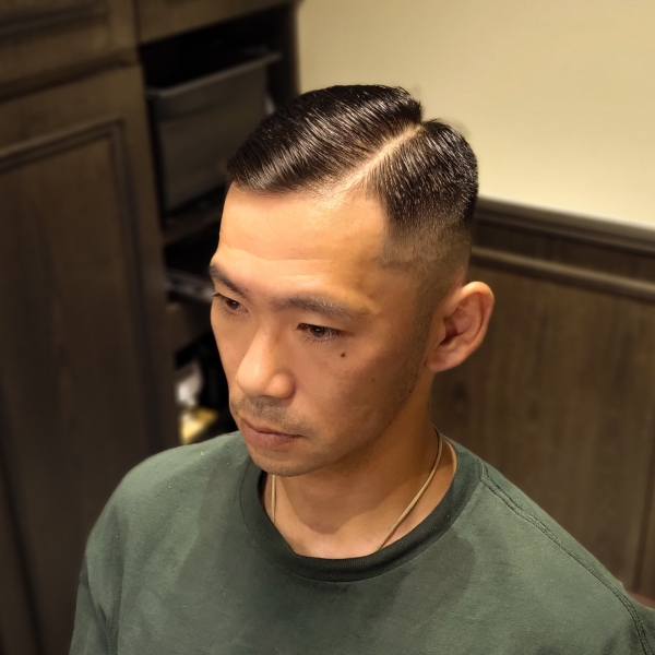 40代 ツーブロック フェードカット 大人のソフトモヒカン：L141055983ビーダンディー Beedandy のヘアスタイルホットペッパービューティ