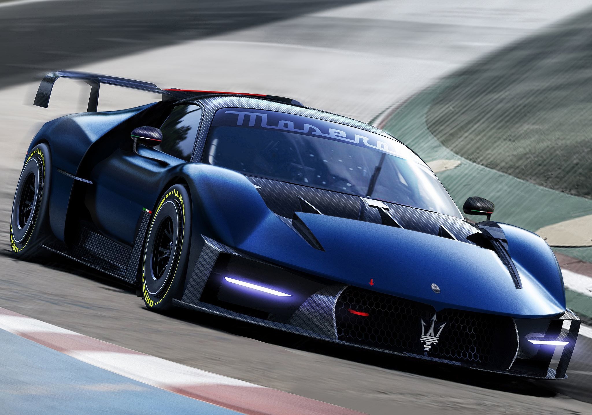 みなとみらい横浜で出会う、マセラティの「躍動」と「官能」。：アエラスタイルマガジン