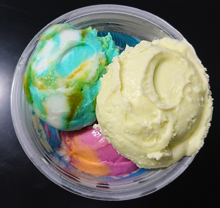 サーティワン「よくばりフェス」“好みの3フレーバー”を選べるトリプルポップに小さめアイス最大7個追加 - ファッションプレス