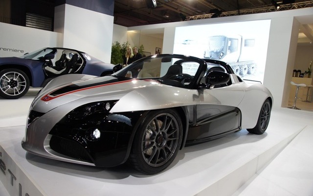 かつてF1参戦やスーパーカーメーカーで知られたヴェンチュリー！ いまは最先端EVベンダーとして元気そのものだった2024年4月1日-エキサイトニュース