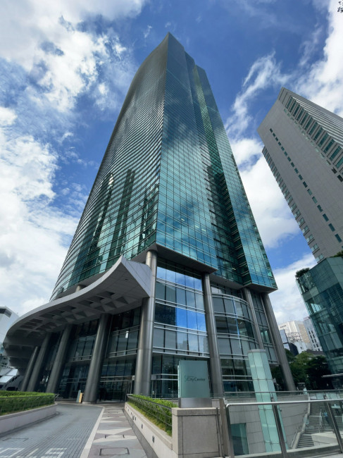 現代の組積造」をつくる富士ソフト汐留ビル - 竹中のデザイン竹中工務店