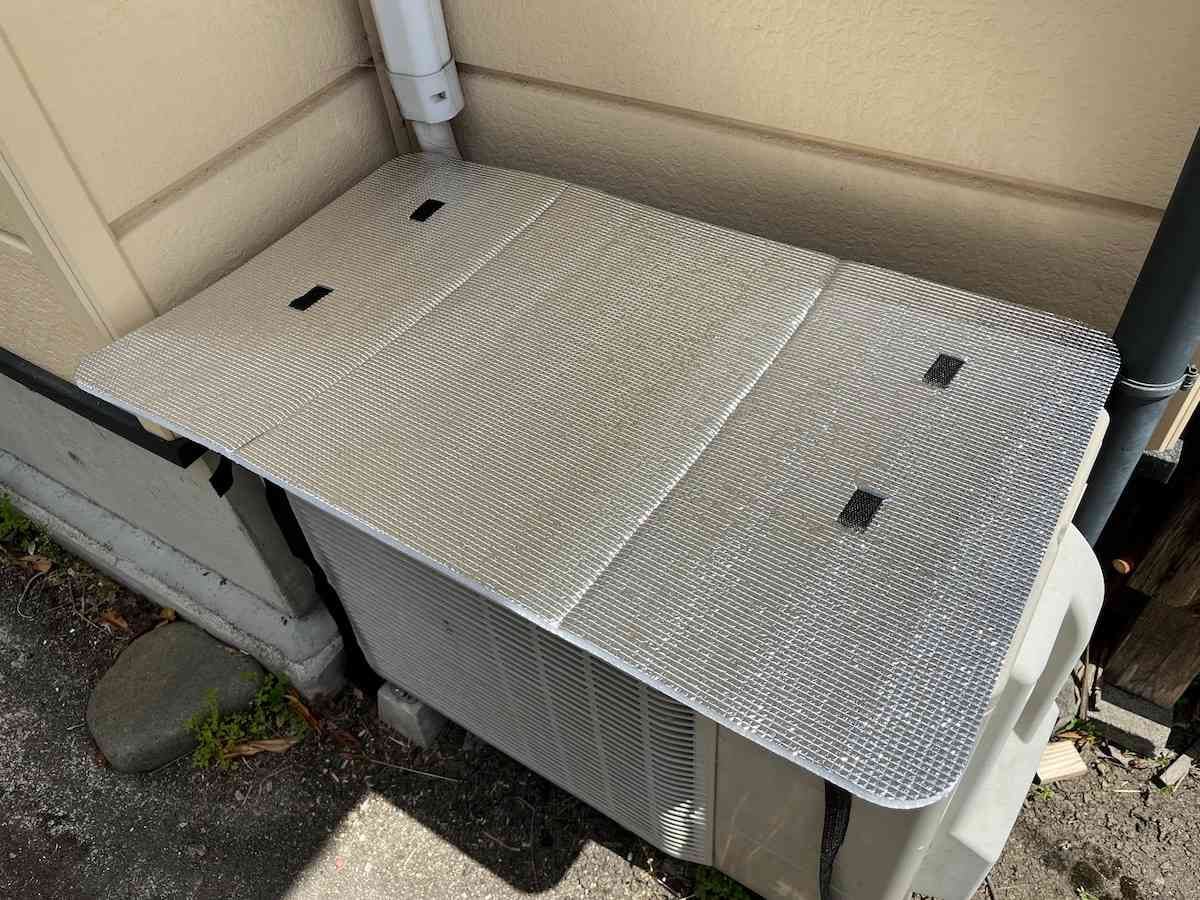 ダイソー 100均の室外機カバー各種の特徴と比較 セリア風前の灯日