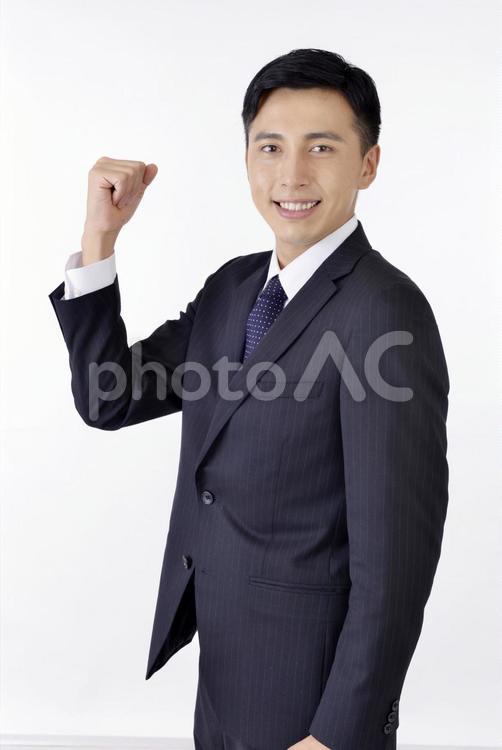 サラリーマンのランチ555円―新生銀調査 : 小遣い減で節約モードnippon.com