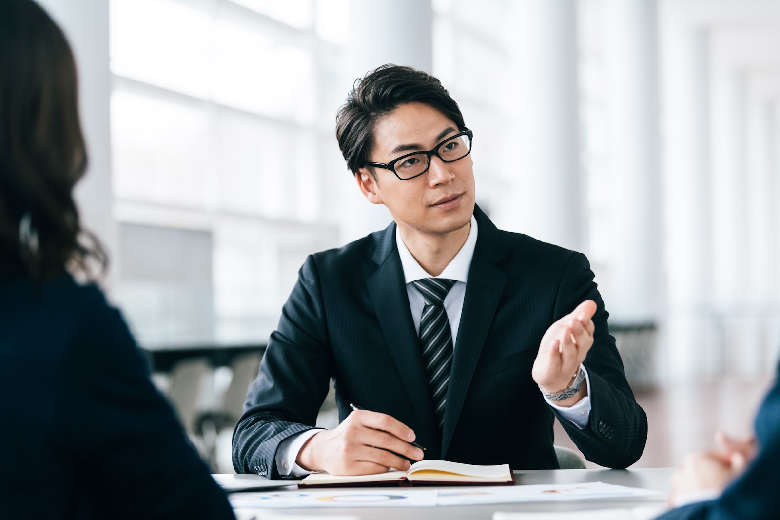 東京ビジネスマン図鑑vol.1眼鏡のあるビジネススタイルメンズファッションメディア OTOKOMAE男前研究所