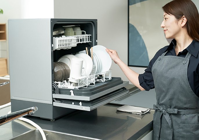 賃貸住宅の狭いキッチン、諦めていた「食洗機のある生活」がサブスクで叶った いつモノコト -Impress Watch