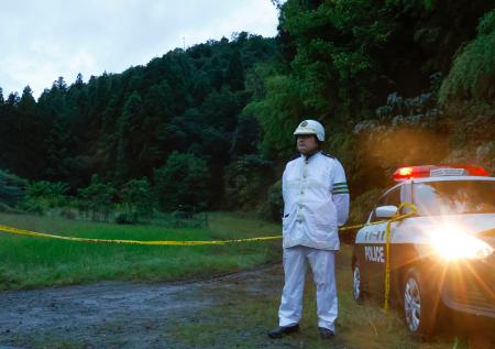 一体なぜ？ 標識に様々な色や形がある理由バイクのニュース