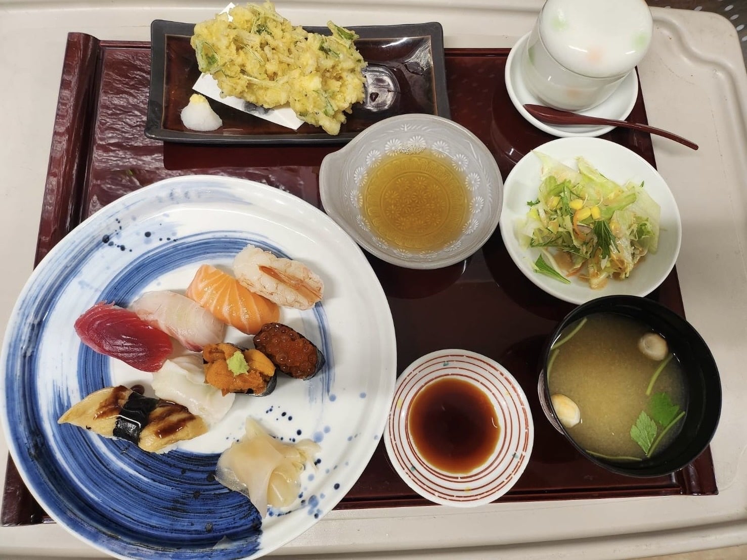 中華と思ってた兆蘭には和食もあった - メガネ先生の日記 青森グルメ