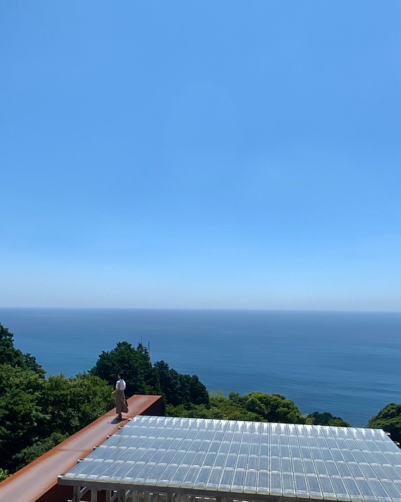 構想10年、建設10年。杉本博司の江之浦測候所はこんなところでした。AXIS Webデザインの視点で、人間の可能性や創造性を伝えるメディア