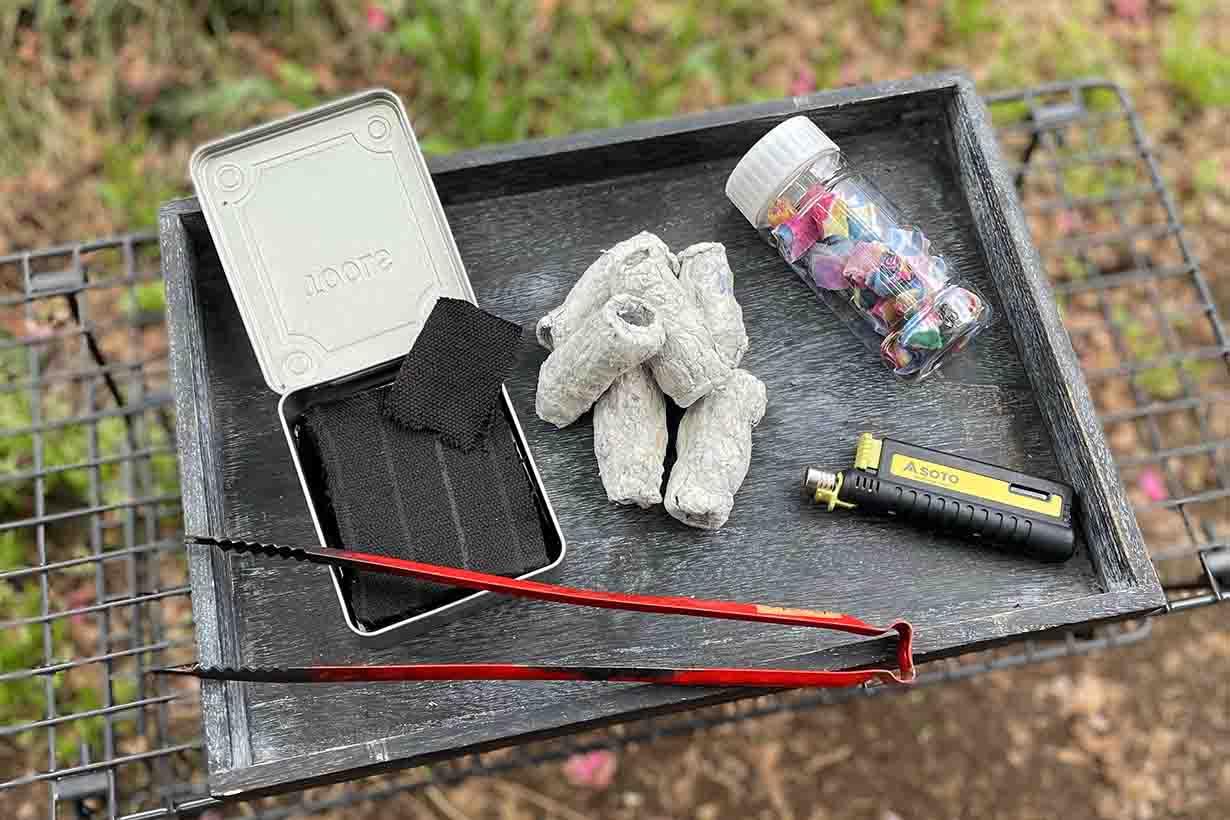 AmazonAND MYSELF 着火剤 キャンプ アウトドア バーベキュー 炭にも火が付く 高火力 日本製 手作り 薪ストーブ10袋AND MYSELF着火剤