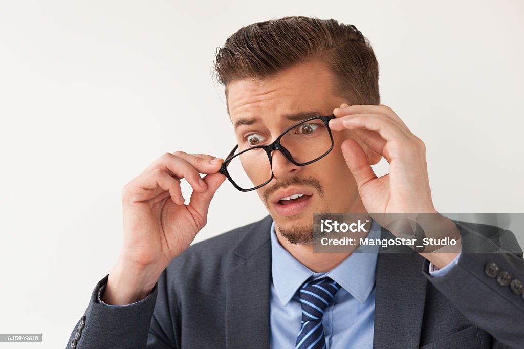 40代メンズのビジネスメガネとは？知的な男性に思われる人気ブランドも - AUENオーエン旧DCOLLECTION-30代・40代・50代からのメンズファッション通販 AUEN