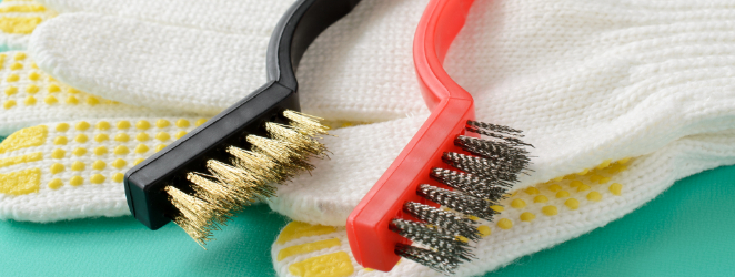 研磨剤・金属磨き3点セット ピカール液 500g + ピカールネリ 250g + 専用クロスセット1枚 バイク や腕時計、アクセサリーそして台所などの水回りのサビ取りや黄ばみ取りにも最適。創業100年以上、信頼と実績の日本磨料工業 安心の定番セット - メルカリ