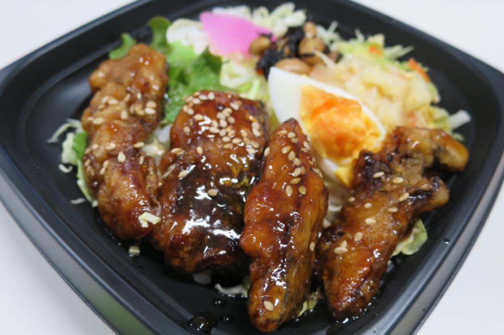 沖縄の路上販売弁当はコスパ良し！250円から買えちゃうよ！ - 毎日ビール.jp