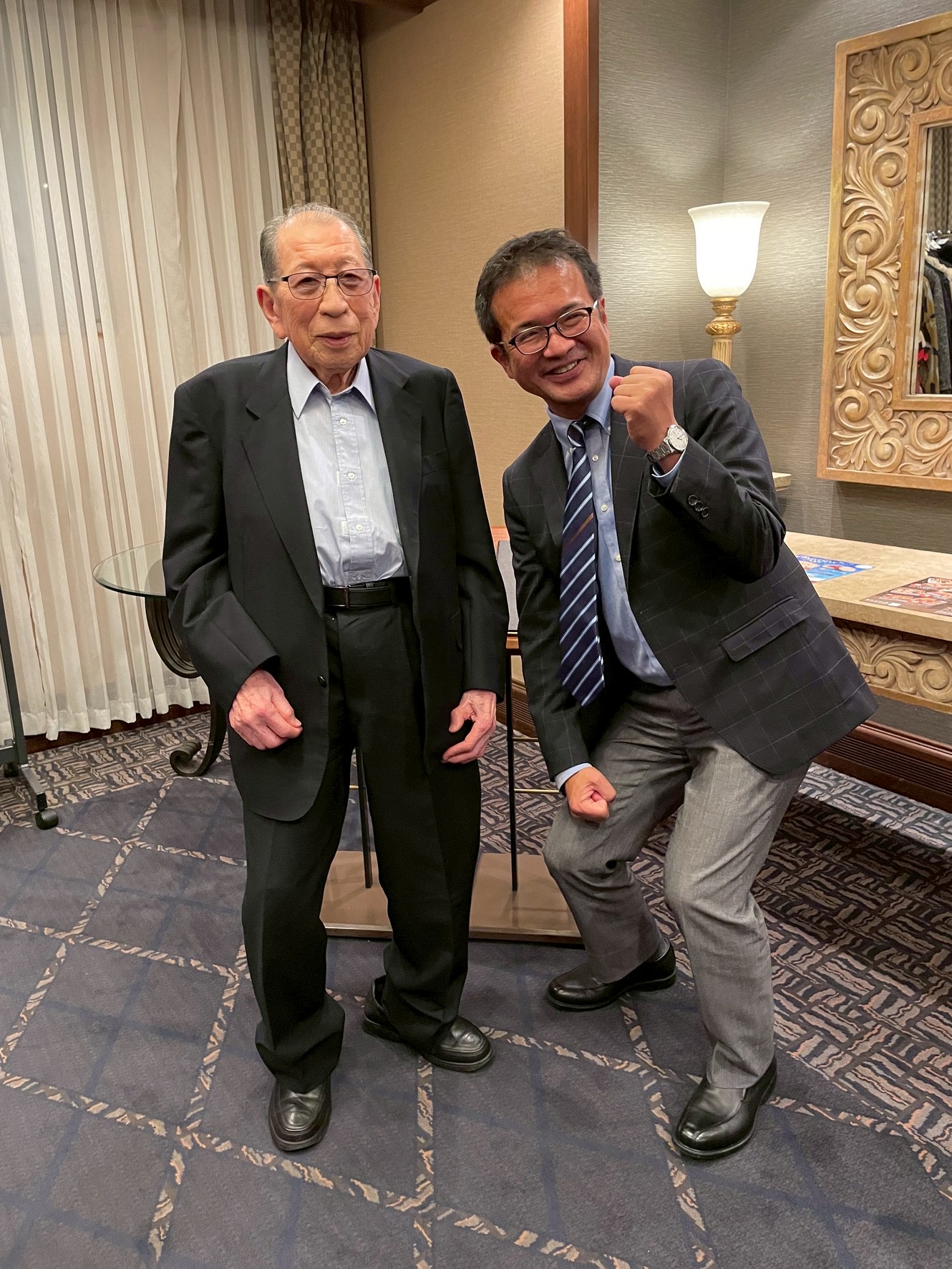 元衆議院議長・綿貫民輔さんの銅像が公園に 現在97歳の綿貫さん「心より感謝」 富山・南砺市富山のニュース天気・防災チューリップテレビ1ページ