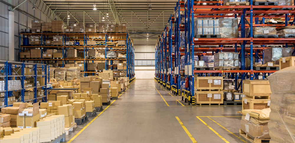 物流倉庫における搬送システムの種類は？それぞれの特徴と導入メリットを解説倉庫の自動化なら物流システムエンジニアリングの株式会社APT