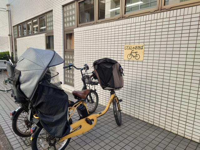 2段式ラック 下段スライドラッククランクSGの使い方自転車ラック駐輪場のビシクレット