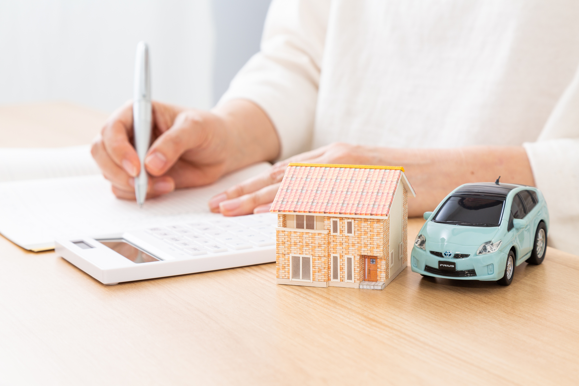 カーポート設置でかかる固定資産税の金額は？課税対象の条件なども解説ゼヒトモ