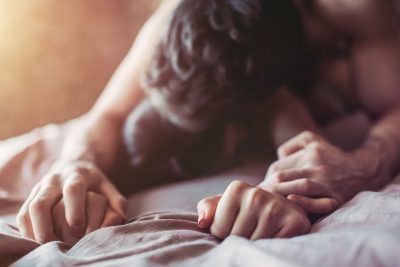 旦那の誘いを断り切れず、久々のSEXに乱れ狂う：トリプルエックス